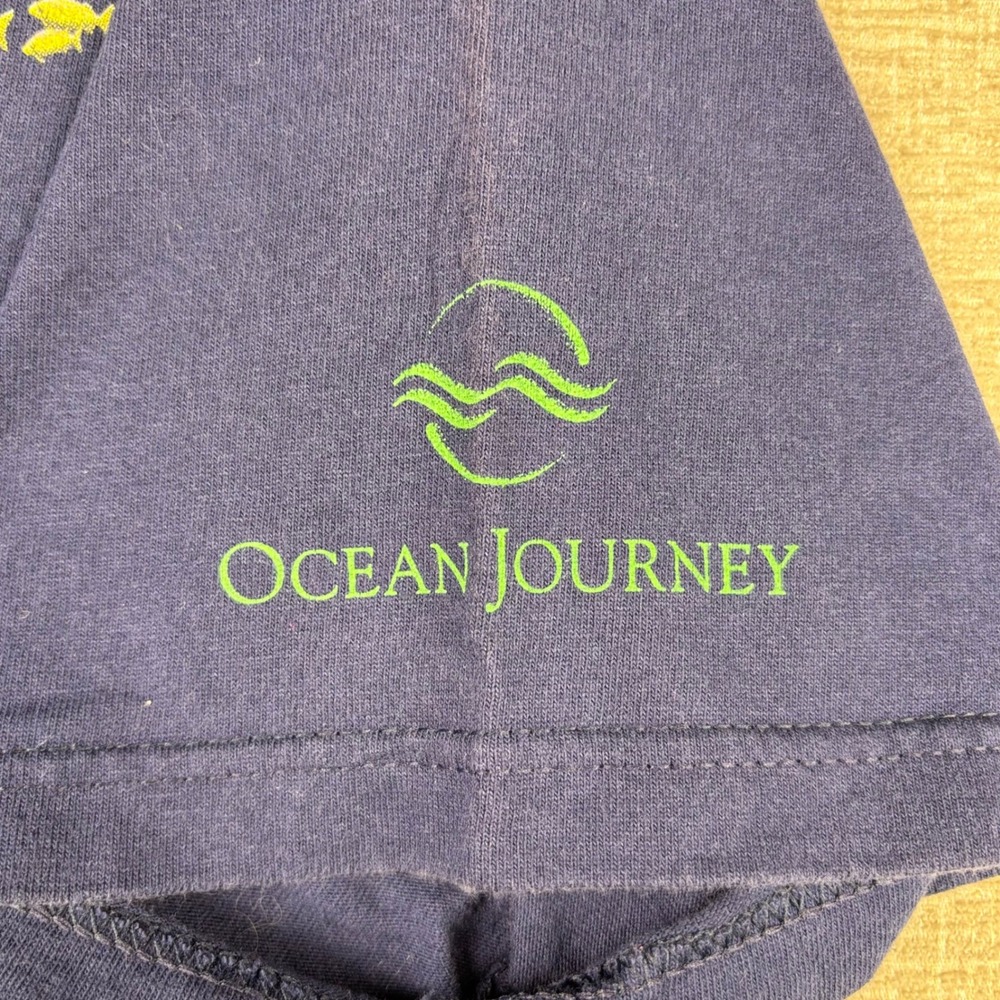 Vintage 2002 Ocean Journey Coral Reef Fish All Over Print T-Shirt Navy Blue M - Picture 4 of 10